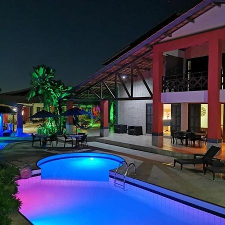 Pousada Flamboyant Village Беберибе Екстериор снимка